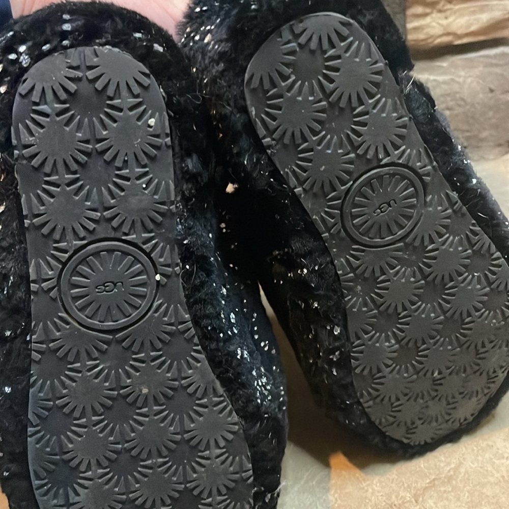 Ugg Fluff Yeahs - image 7